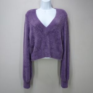 Sunday Best Kitten V-Neck Sweater